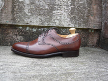 Load image into Gallery viewer, CHURCH’S BROGUES – BROWN / TAN – UK 8 – KNOWLE – WORN ONCE
