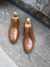 Load image into Gallery viewer, JOSEPH CHEANEY BROGUES – BROWN / TAN - UK8.5 – UNWORN CONDITION
