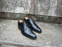 Load image into Gallery viewer, JOSEPH CHEANEY BROGUES – BLACK – UK 8 – EWAN – EXCELLENT CONDITION
