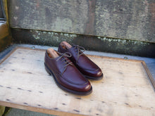 Load image into Gallery viewer, CHURCH’S VELDTSCHOEN DERBY SHOES – BROWN –  UK 8 – GLENSHEE – SUPERB CONDITION
